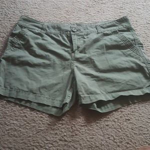 olive green short shorts